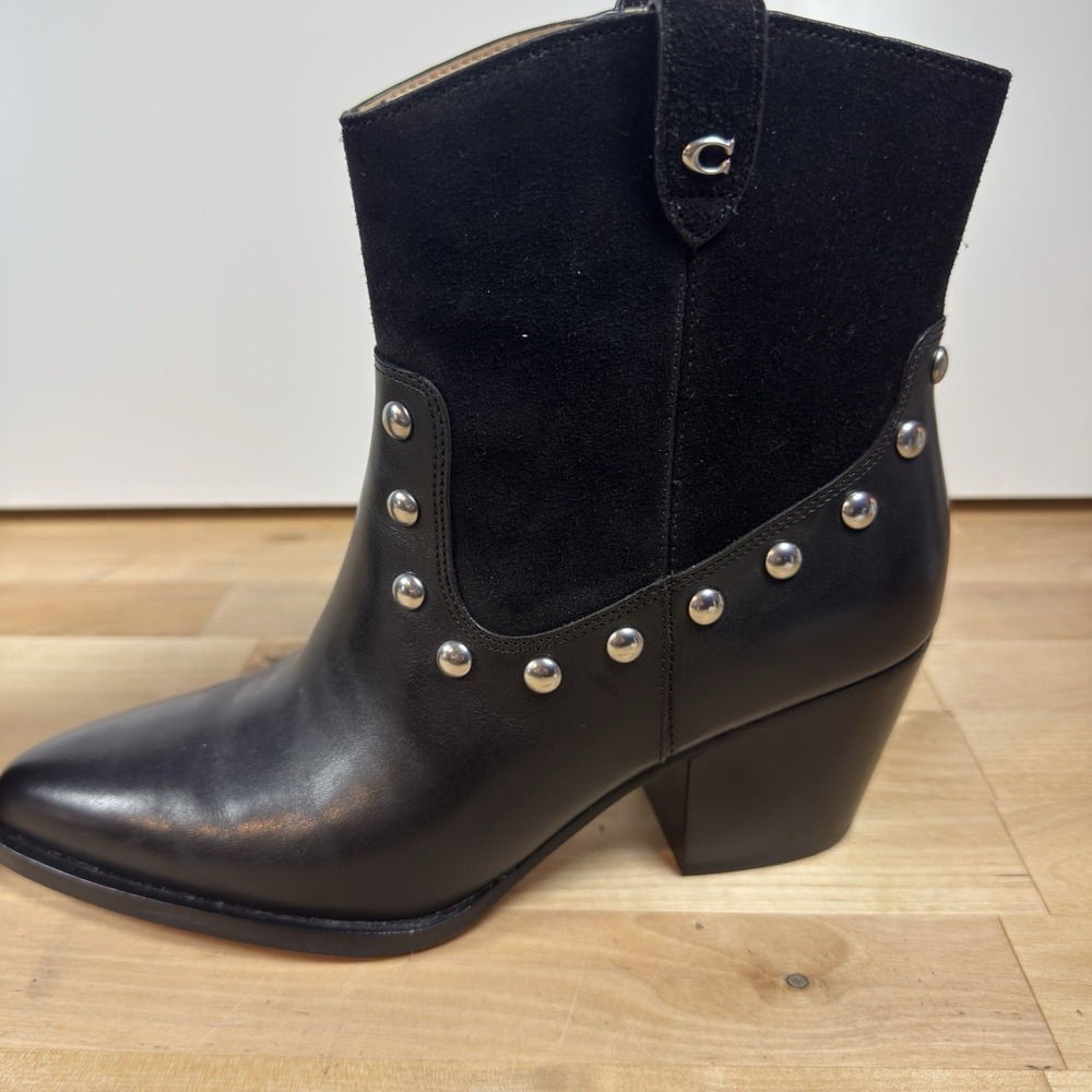 COACH Women's CM600 Black Leather & Suede Studded Ankle Western Boots Size 8B - Picture 8 of 16
